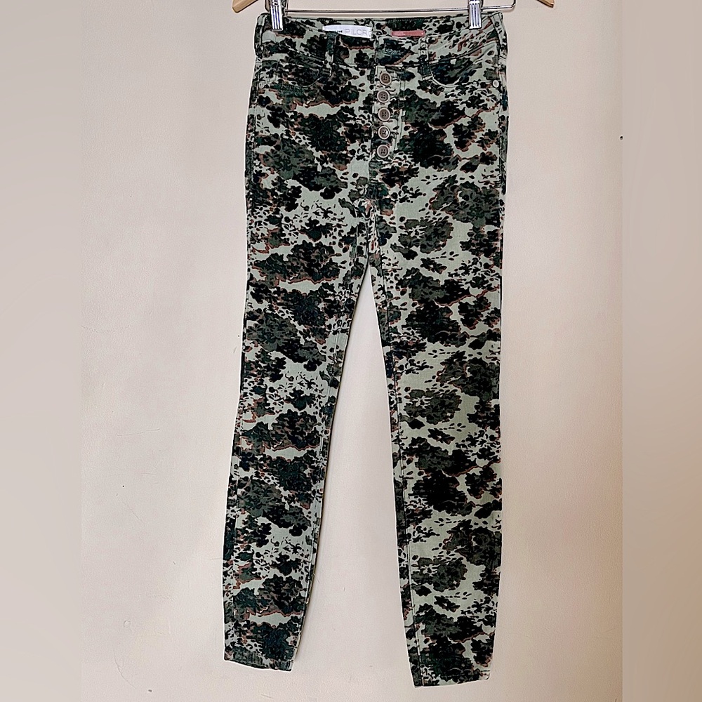 Anthropologie Camouflage Skinny Pants - Picture 5 of 12